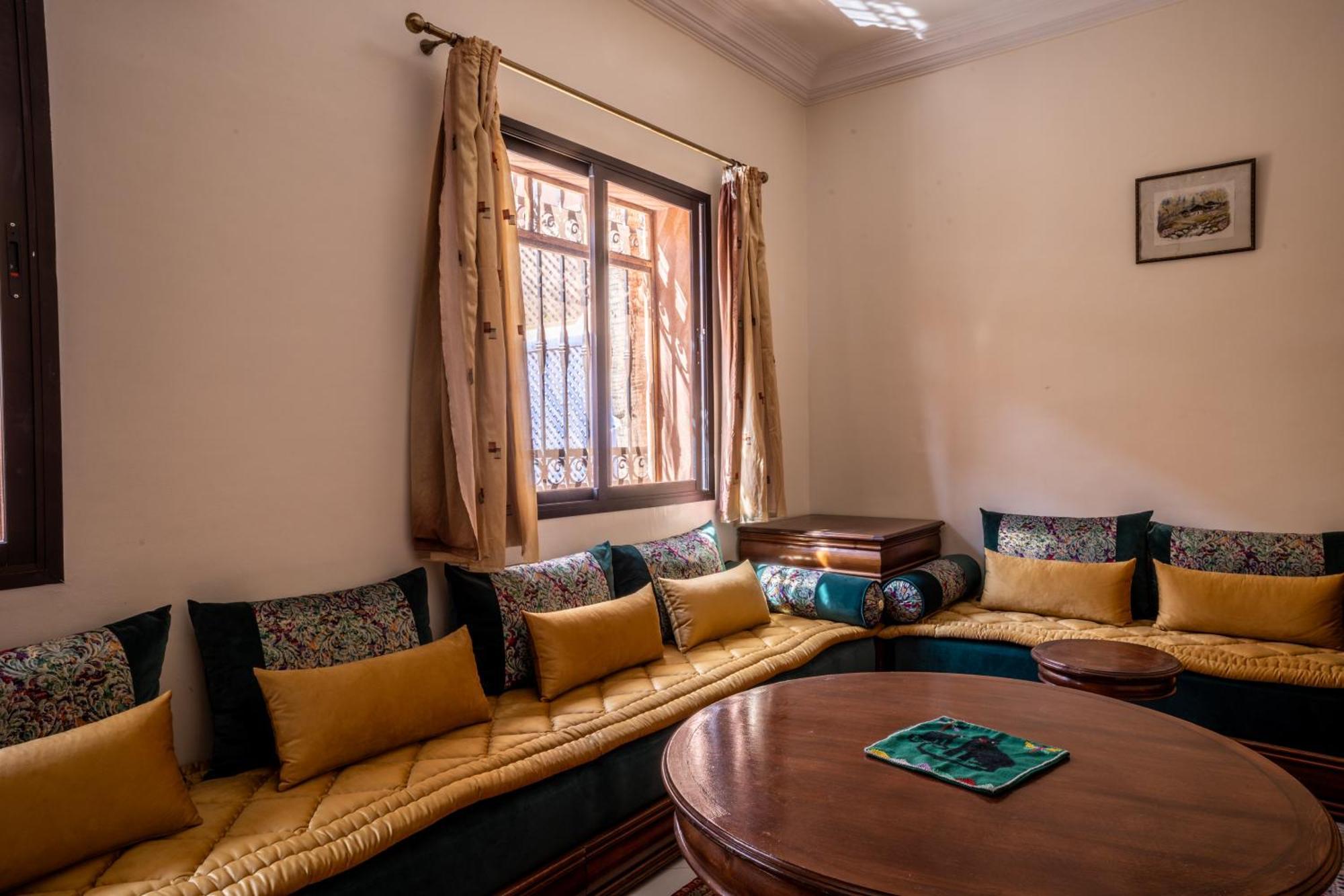 Villa Exclusive Sabah 10 Minutes Du Centre Avec Piscine Privee 马拉喀什 外观 照片